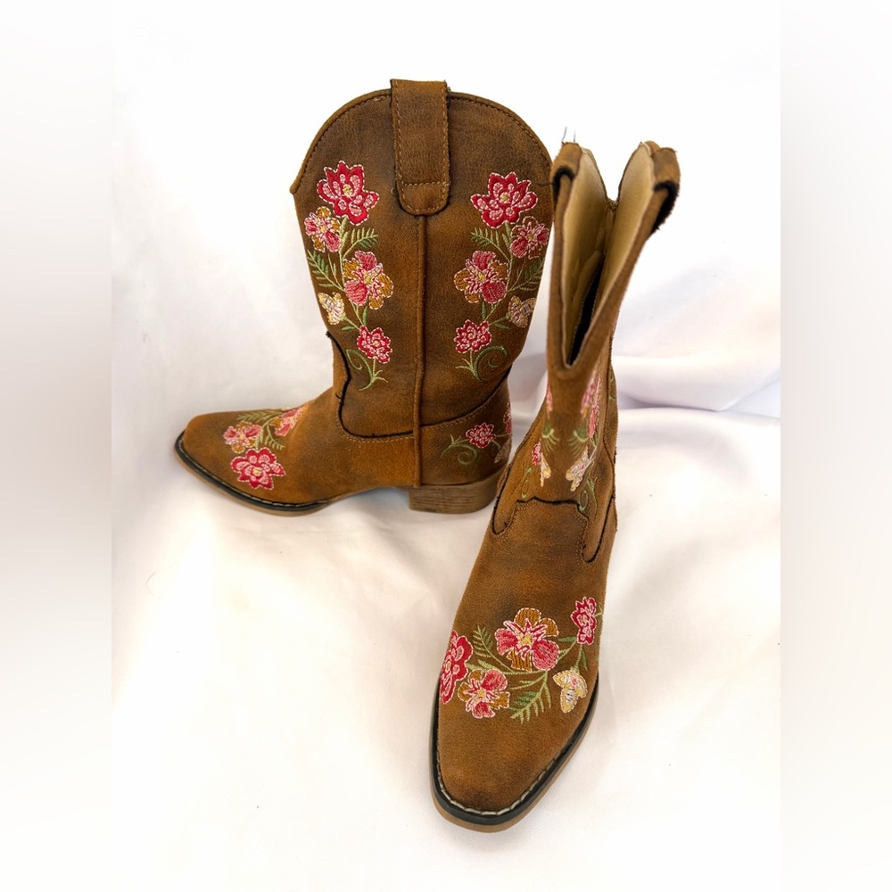 ROPER Brown Western Boots with Floral Embroidery